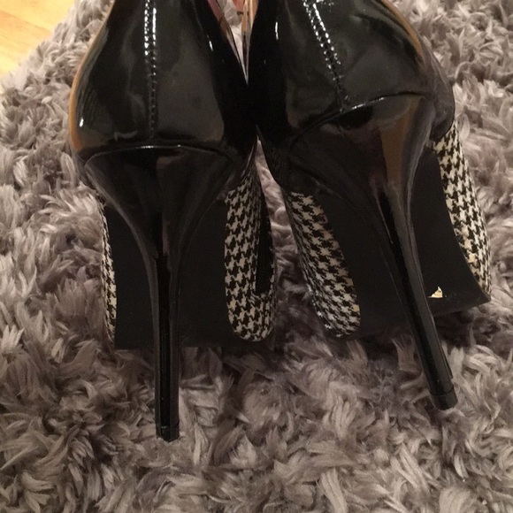 Bumper | Pointed Toe B&W Checkered Heel - Picture 5 of 7